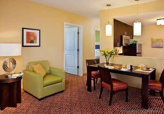 Towneplace Suites By Marriott Aberdeen Melrose Addition Экстерьер фото